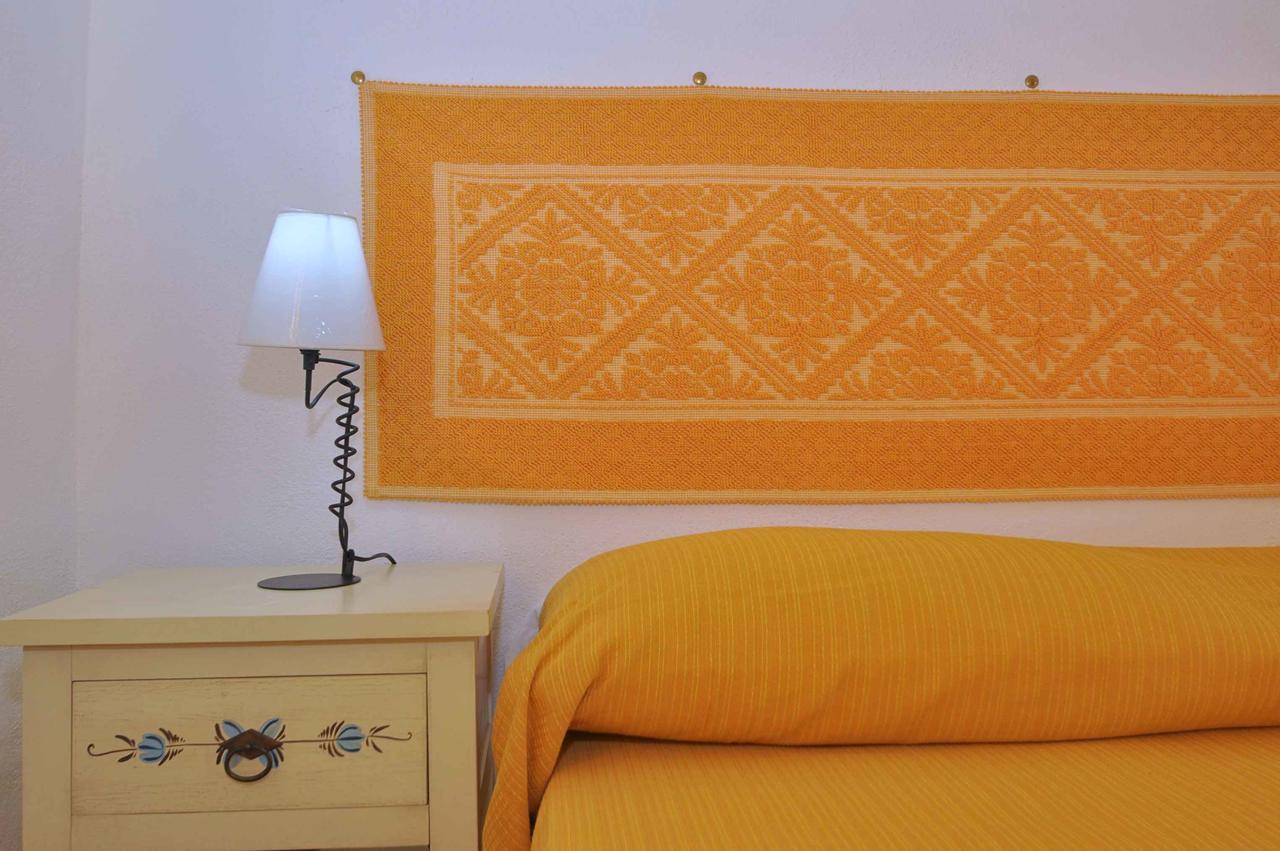 B&B Mare Della Gallura Badesi Bagian luar foto