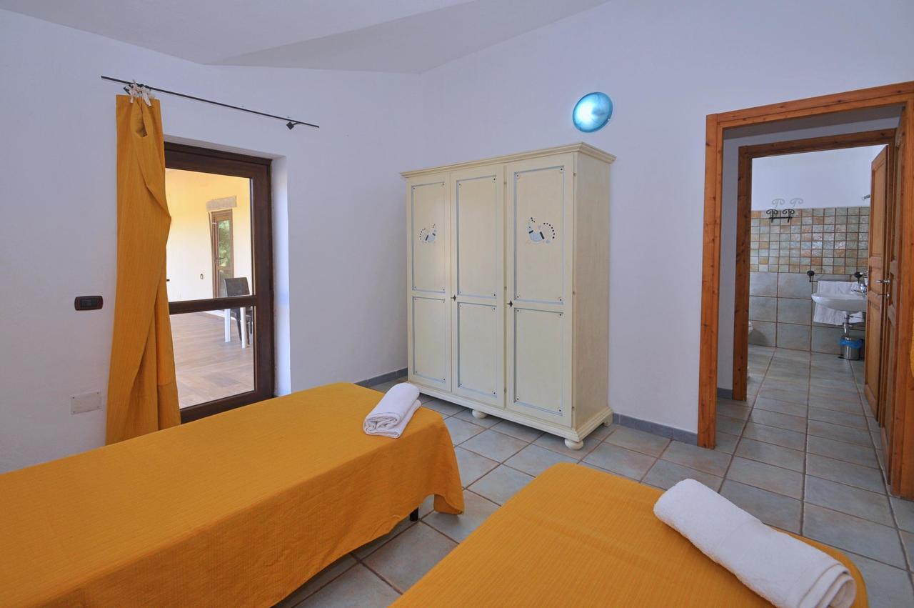 B&B Mare Della Gallura Badesi Bagian luar foto